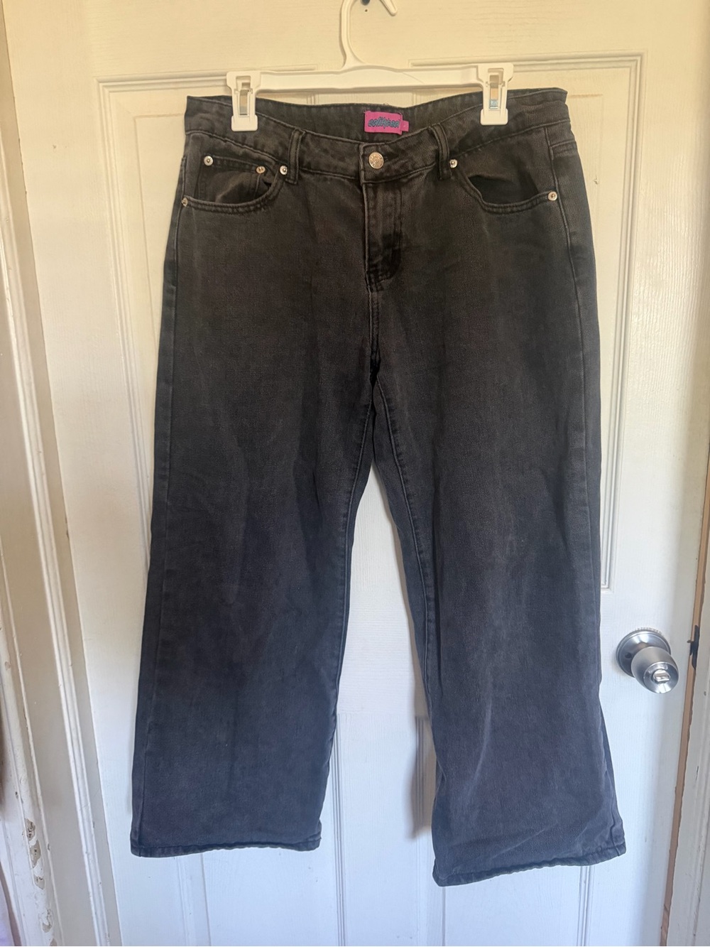 Edikted Black Straight-Leg Jeans